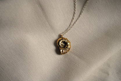 SERPENT DE PIERRE II Collier laiton