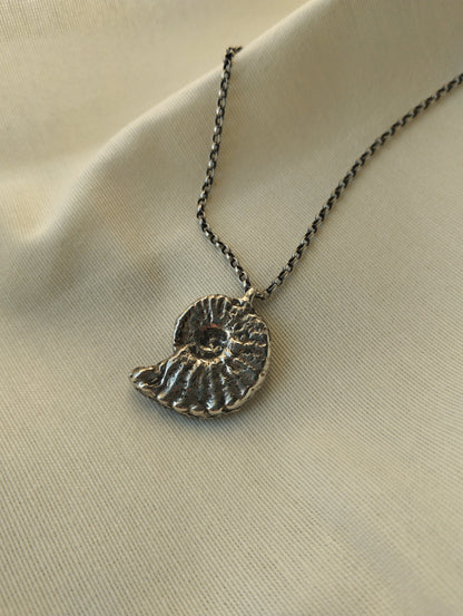 SERPENT DE PIERRE Collier argent