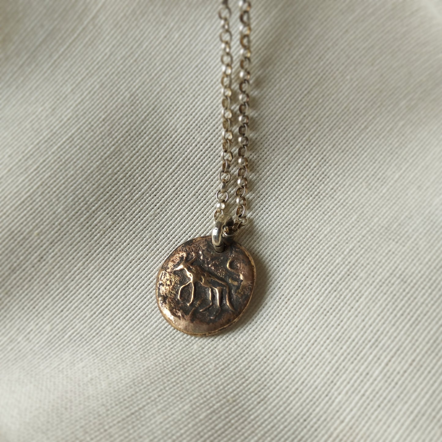 CANIS LUPUS Collier bronze